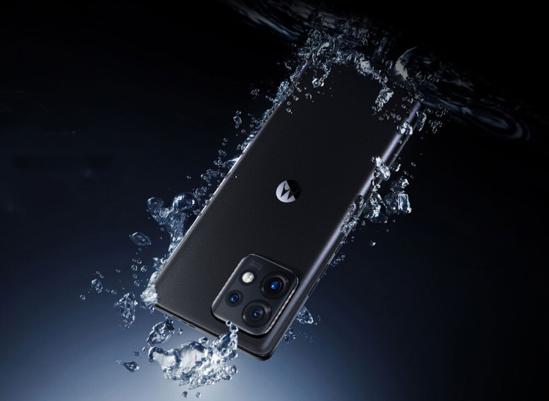 A Motorola X40 IP68-as védelme is átkerülhet