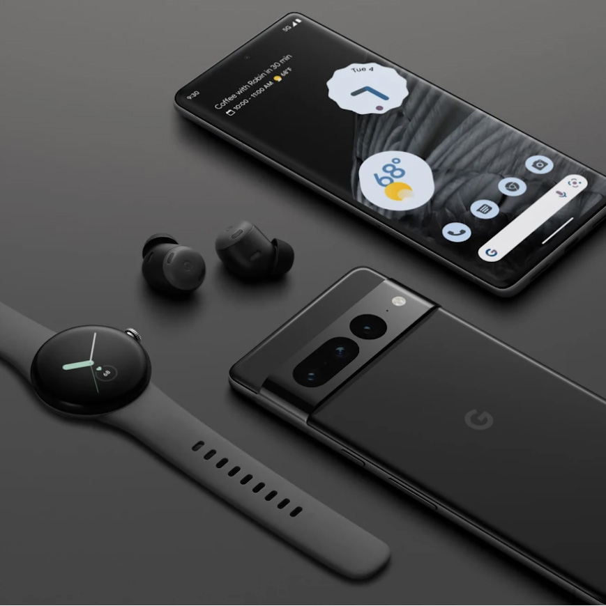 Az első Pixel Watch a Google füles és mobil társaságában