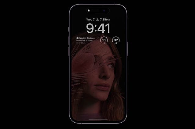 When the iPhone 14s were released, it was not even possible for the background to be completely black with the always-alert display, this was later changed by Apple with a software update