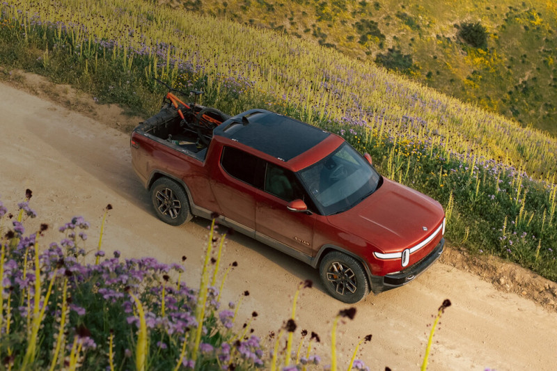 A Rivian R1T út közben