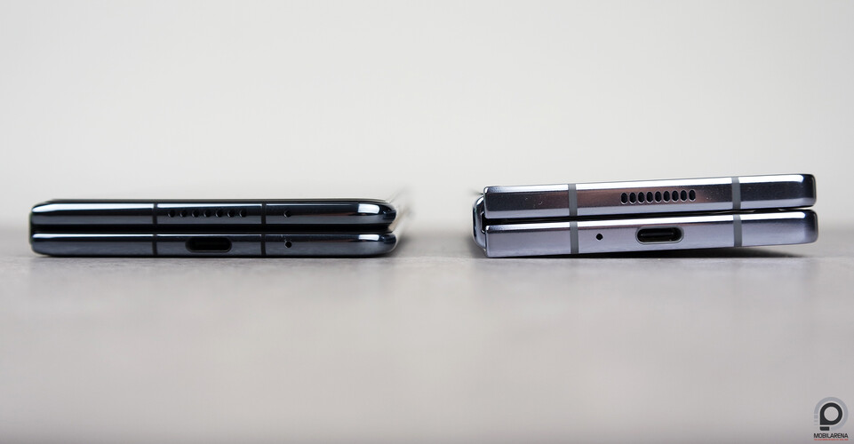 A Huawei Mate X3 balra, a Samsung Galaxy Z Fold 5 jobbra