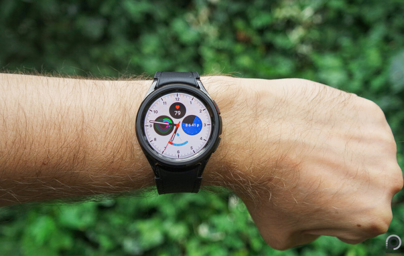 A Watch6 Classic 43 mm