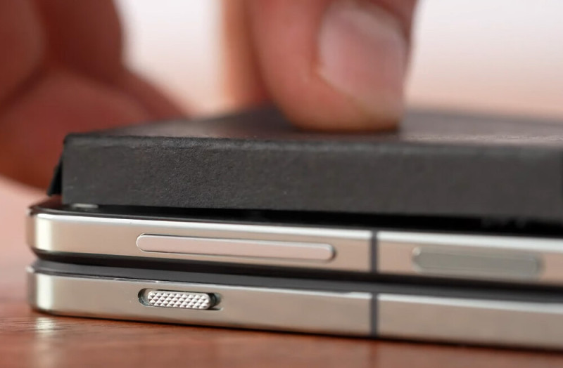 Megvan az ikonikus OnePlus némítókapcsoló