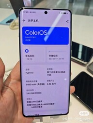 Egy OnePlus 12-es demókészülék