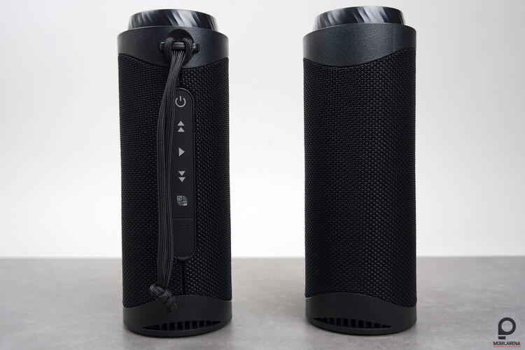 Két Tronsmart T7 egymás mellett
