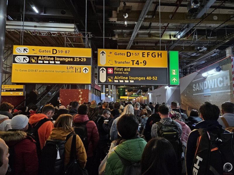 A sor közepe. Innen 45 perc volt.