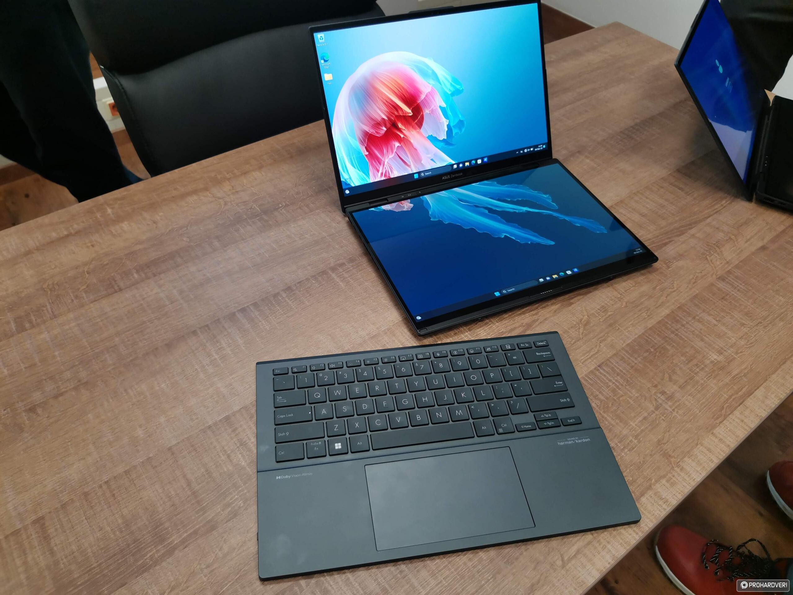 CES 2024: tovább nőtt az új Zenbook Duo alsó kijelzője - PROHARDVER ...