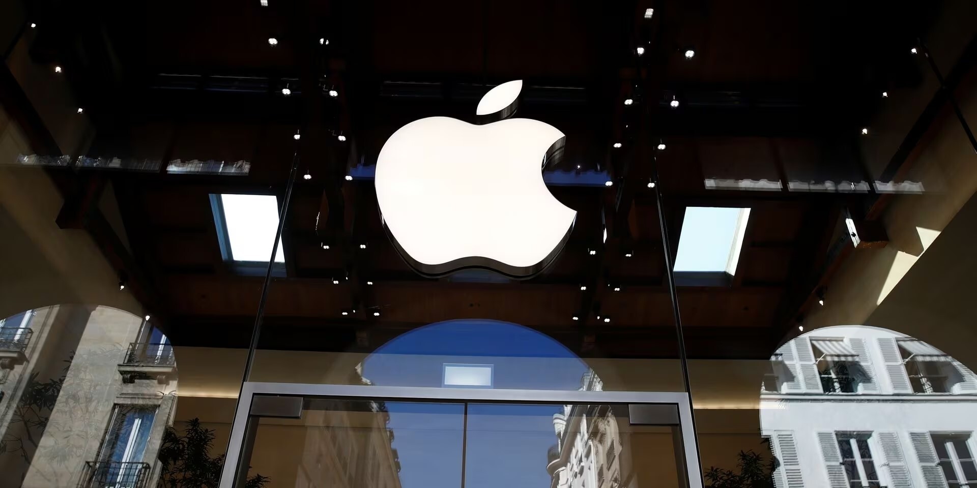 Az Apple megkerülhetetlen az appokkal, háborognak a riválisok