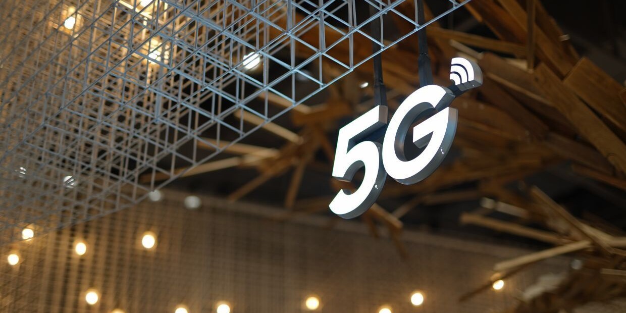 Lassan terjed az 5G, lemaradt az EU