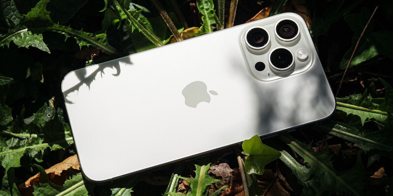 2 TB-os tárolóval és gigateleppel várható az idei iPhone Pro
