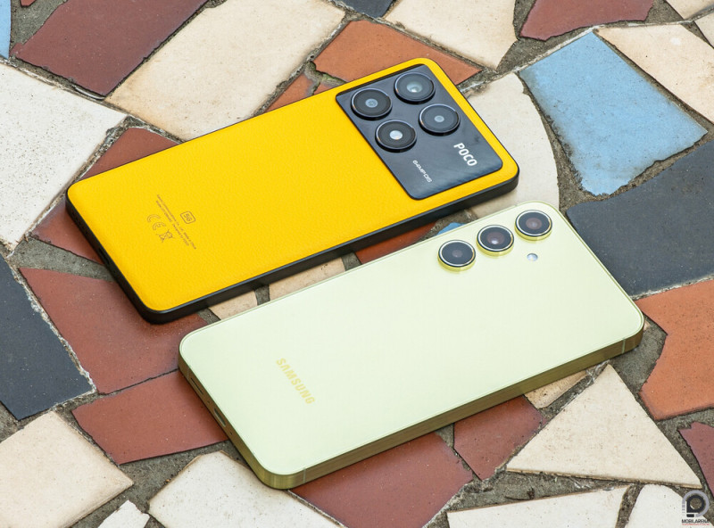 A Poco X6 Pro a Galaxy A55 mellett