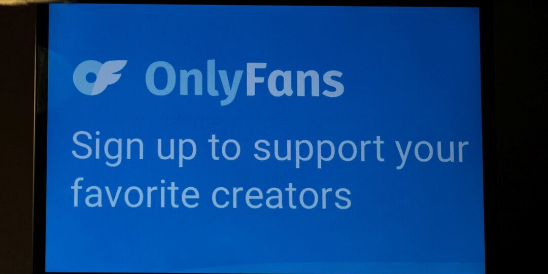 Célkeresztben az OnlyFans, amiért pornót nézhetnek a gyerekek