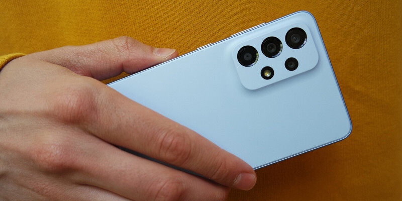 One UI 6.1 frissítésekkel túlórázik a Samsung
