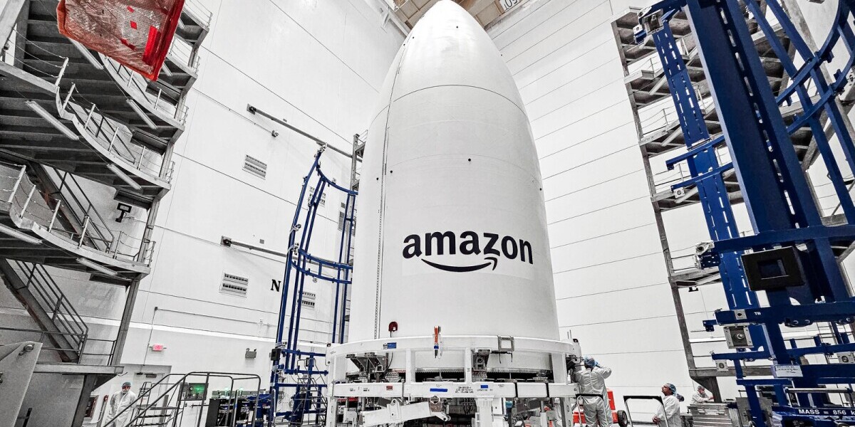 Sikeres volt a teszt, elpusztítja internetes műholdjait az Amazon