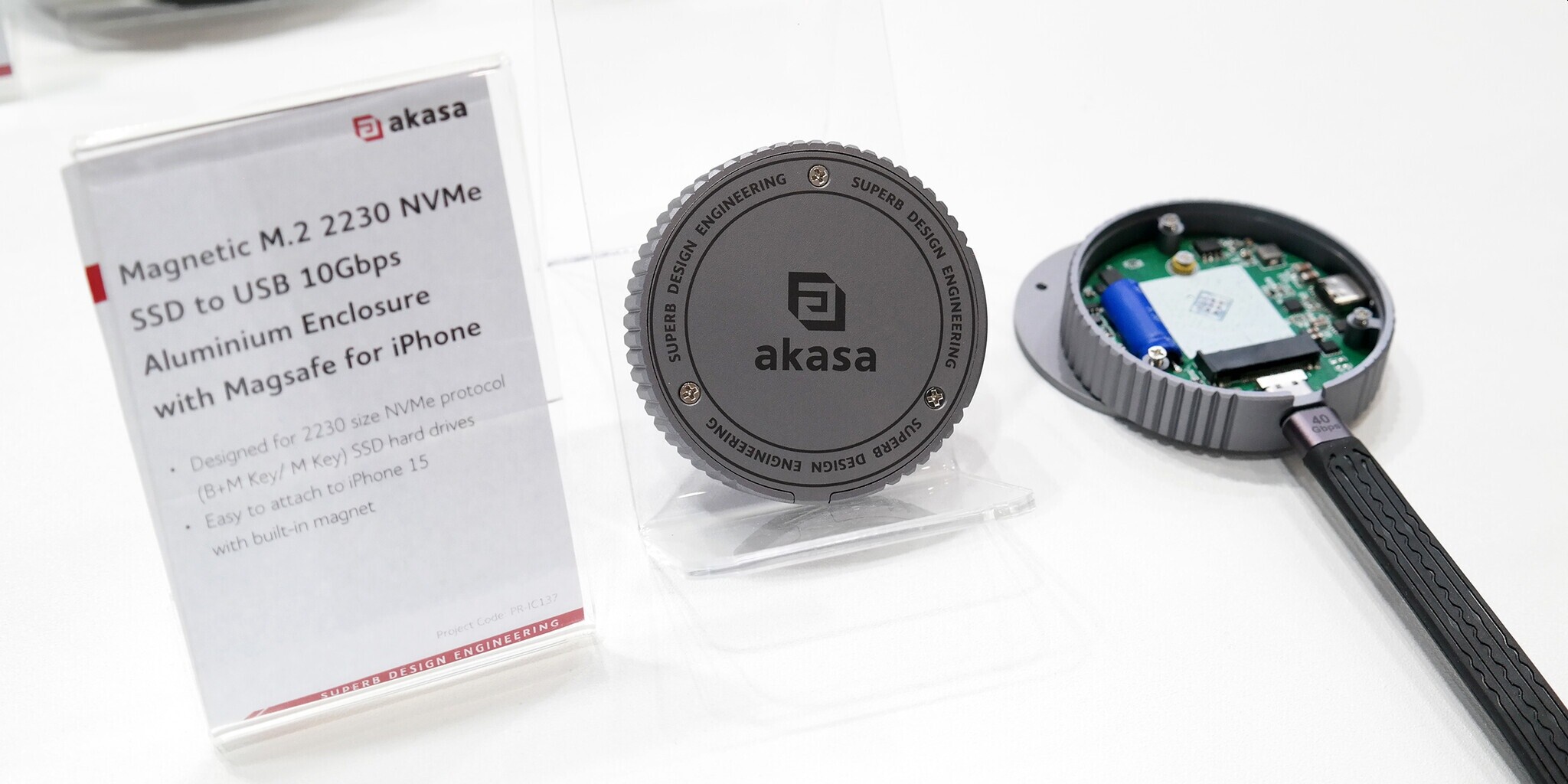Computex 2024: Az Akasa mágneses burkolatot ad, az SSD-t te rakhatod bele