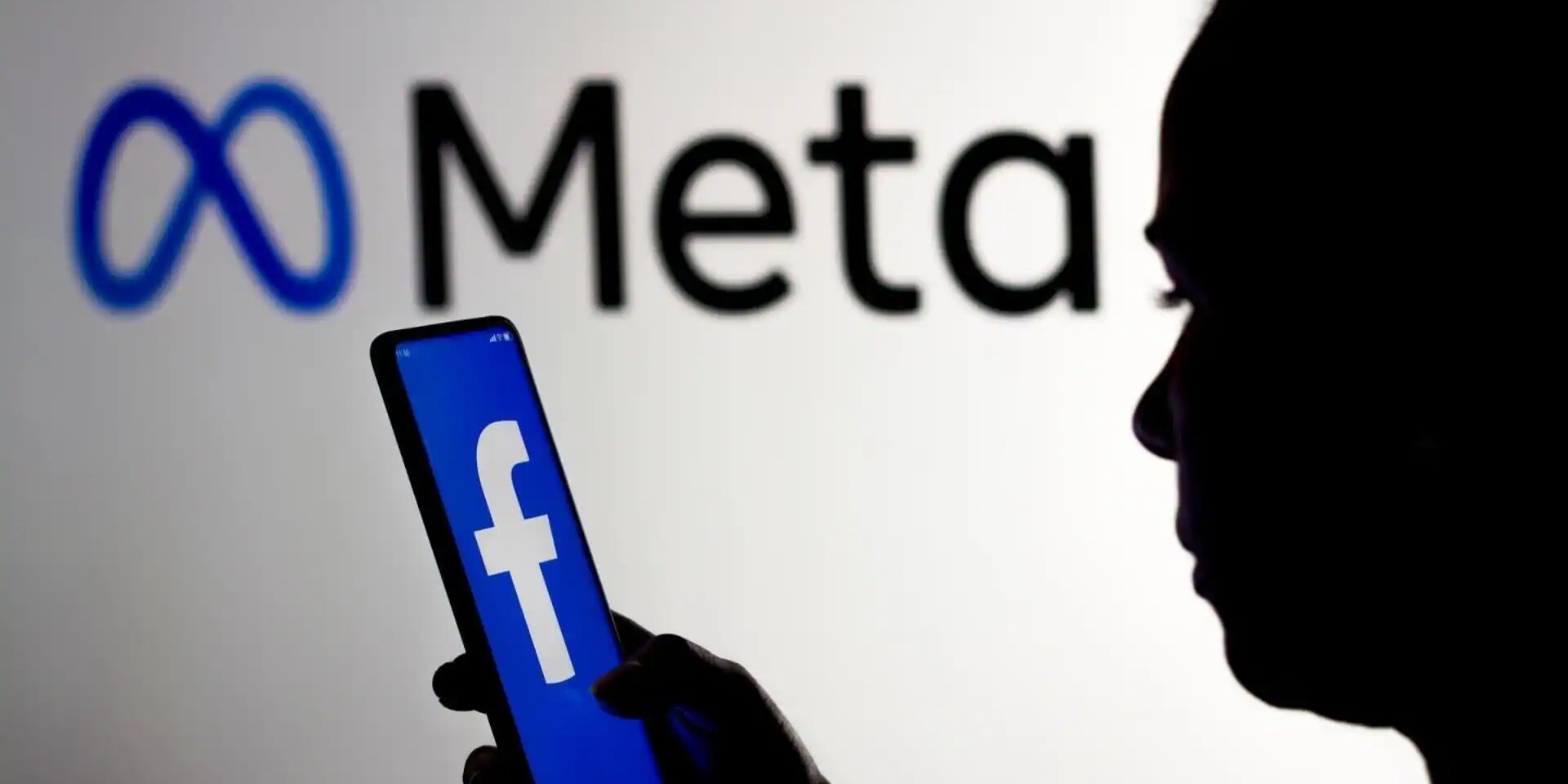 Sérti az EU-s törvényeket a fizetős Facebook