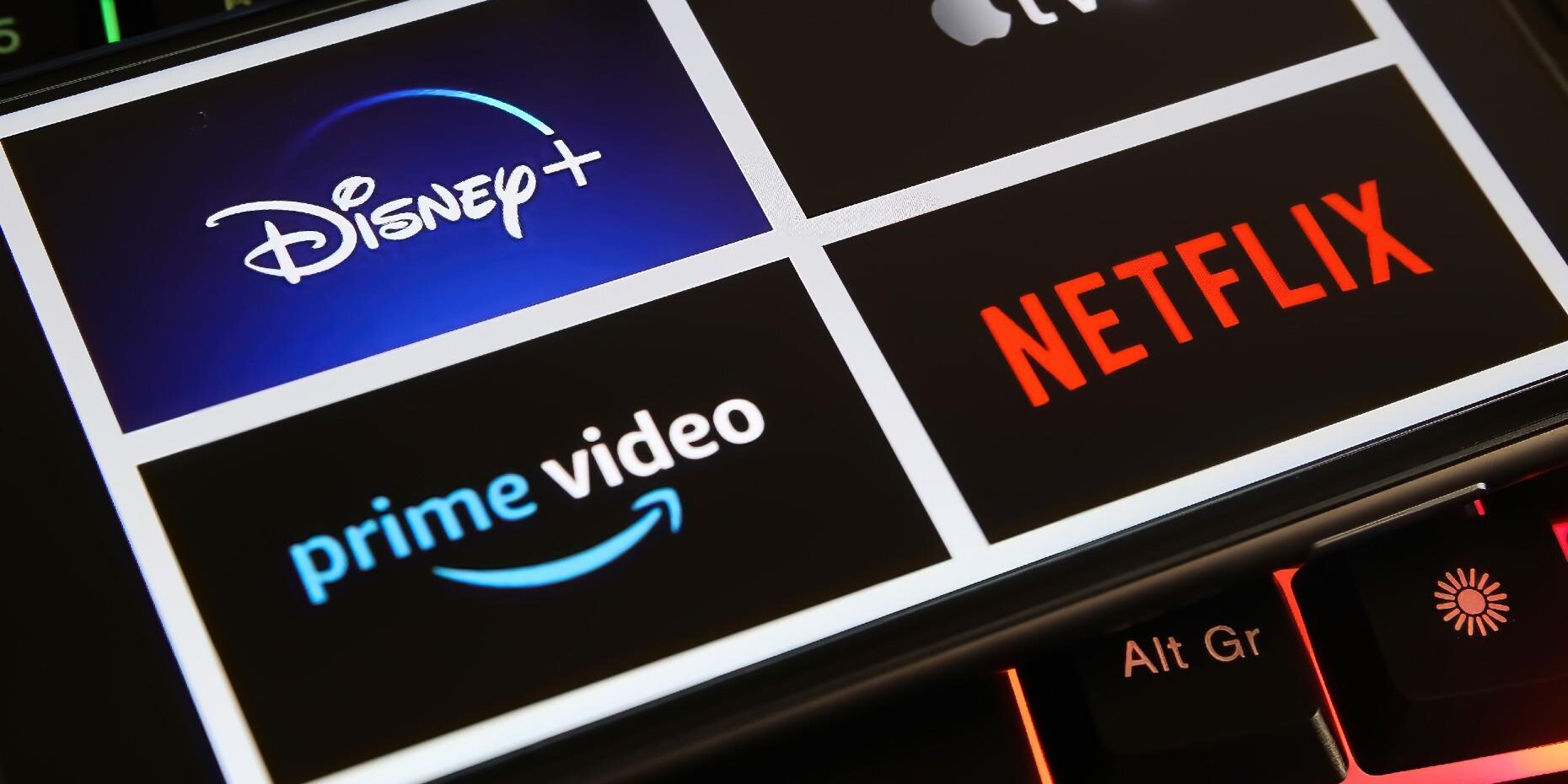 Kiborultak a kanadai Netflix-adón