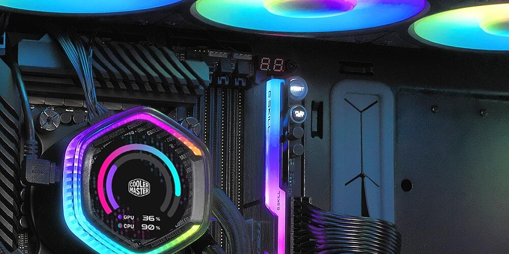 Íme a Cooler Master csúcskategóriás vízhűtése