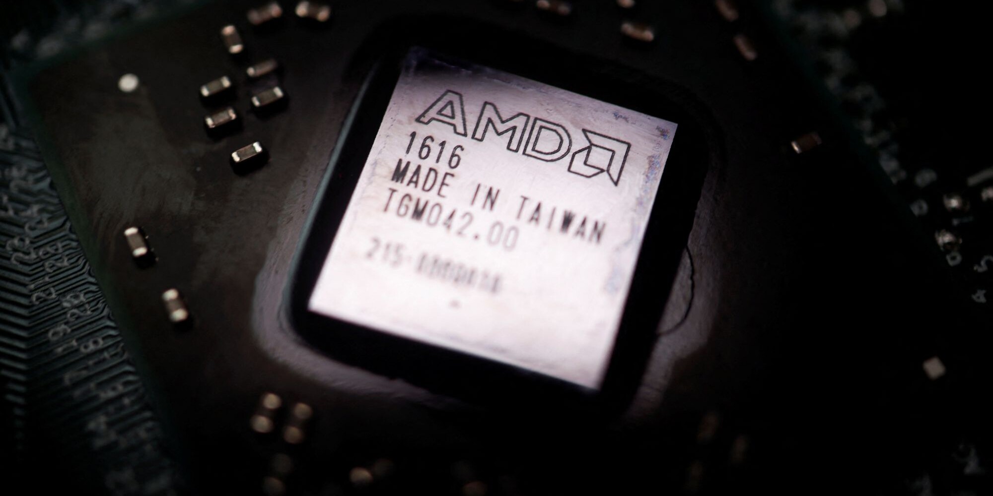 Az AMD felvásárlással lép előre az AI-versenyben