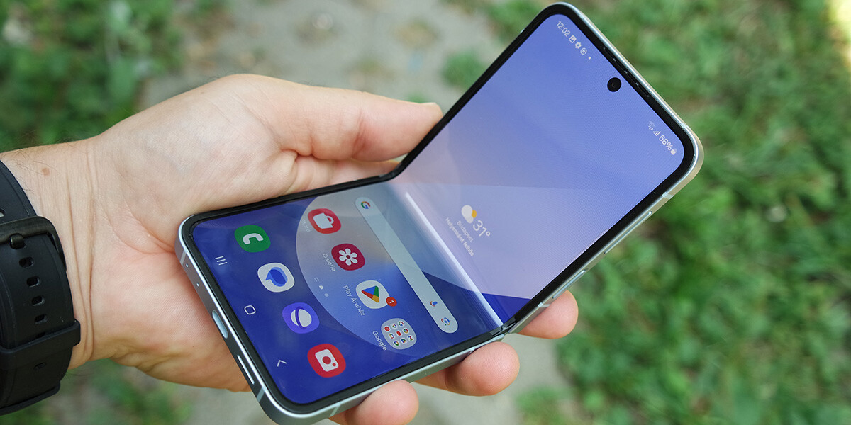 Samsung Galaxy Z Flip6 - színt lép