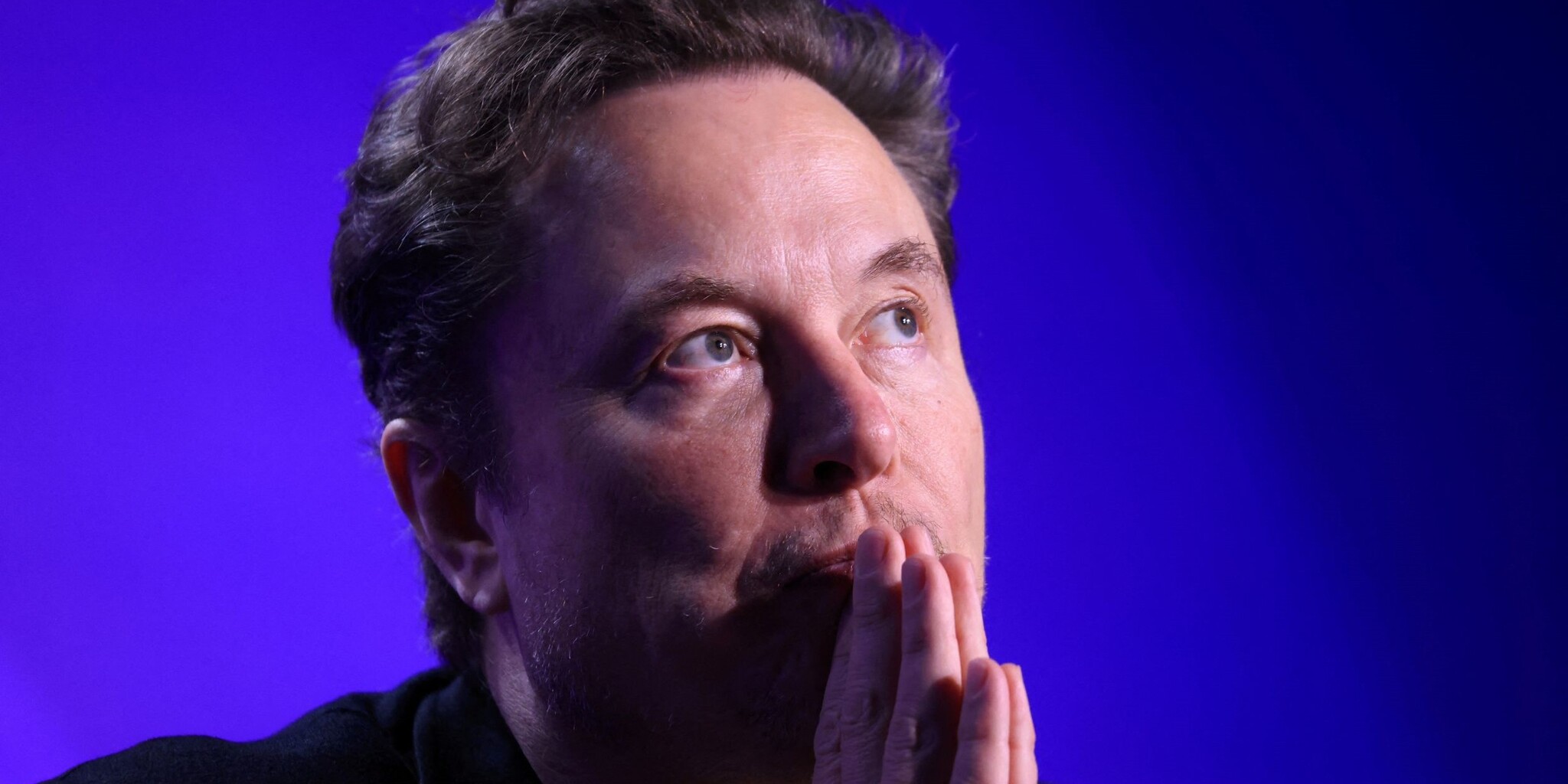 Megszavaztatja Musk, hogy fektessen-e a Tesla az xAI-ba