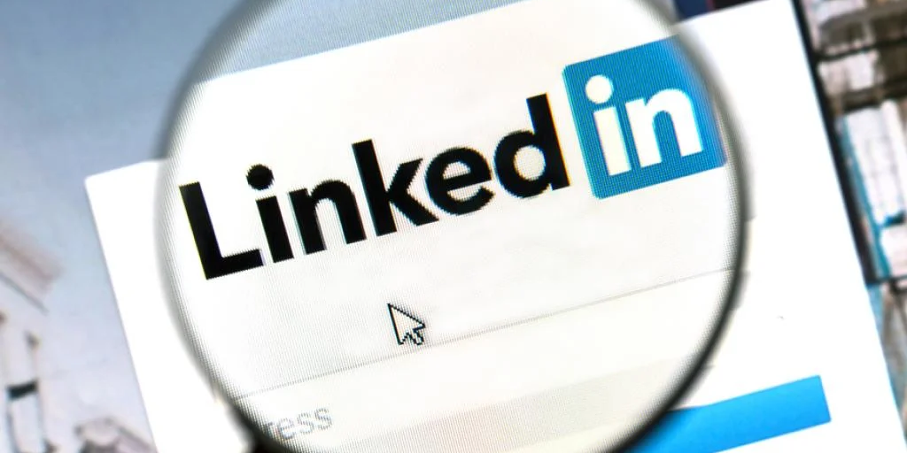 Fizet a LinkedIn a túlszámlázások miatt