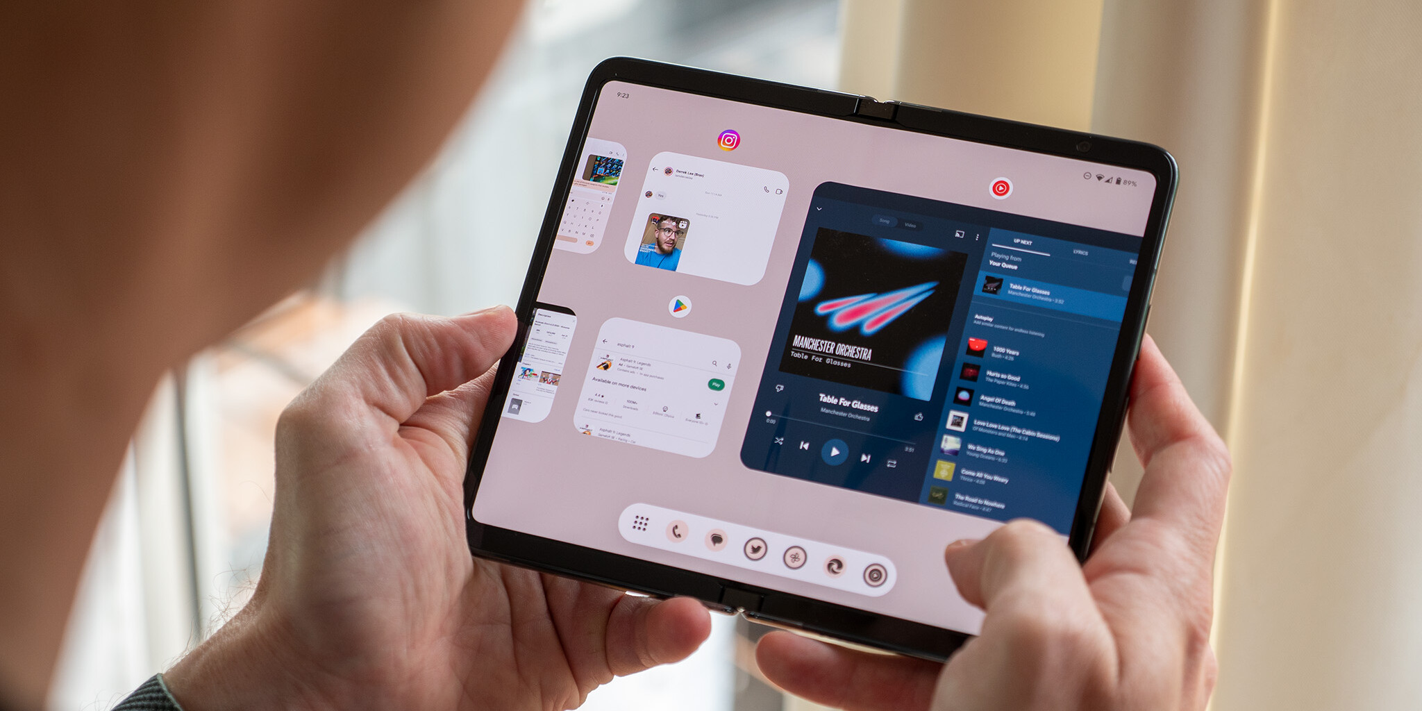 Apró tálca érkezhet az Android 15-tel a kisebb telefonokra is
