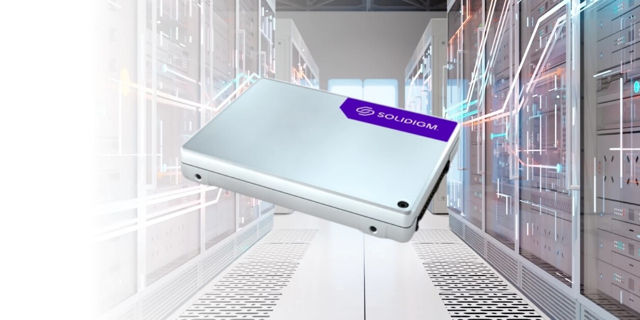 Bőven 100 TB fölé kúszik a Solidigm vállalati SSD-jének kapacitása