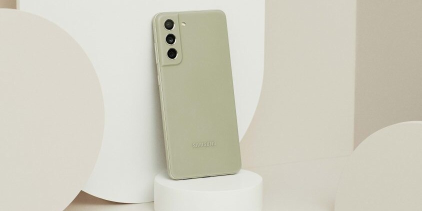 A Galaxy S21 FE is megkapja a karikázva keresést