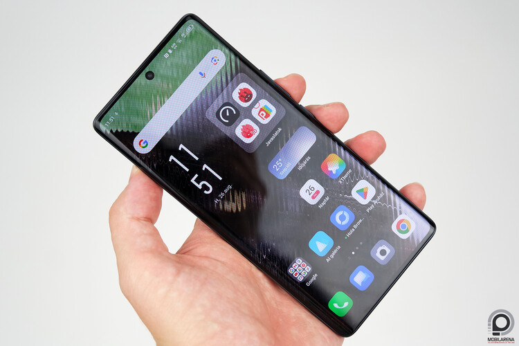 Infinix Note 40 Pro+ 5G a kezemben