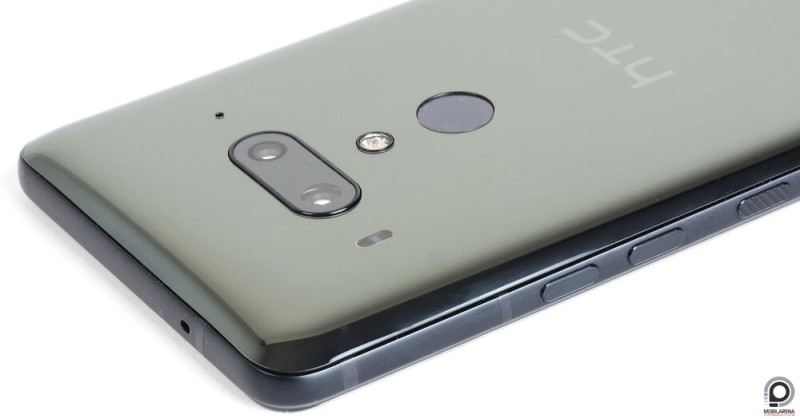 A HTC U12+ gombjai csak látszólag azok, valójában nyomásérzékelős régiókról beszélhetünk