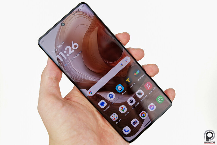 Motorola Edge 50 Ultra a kezemben