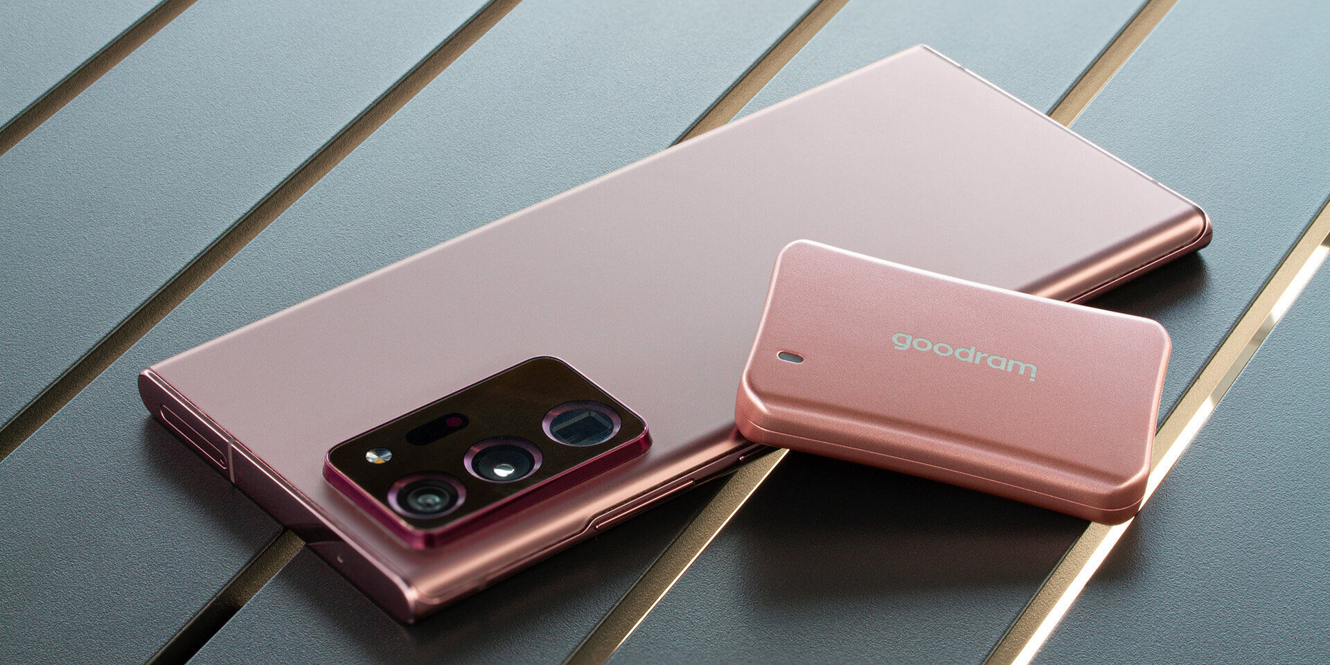 Elegáns és igen fürge külső SSD-t dobott piacra a GoodRAM