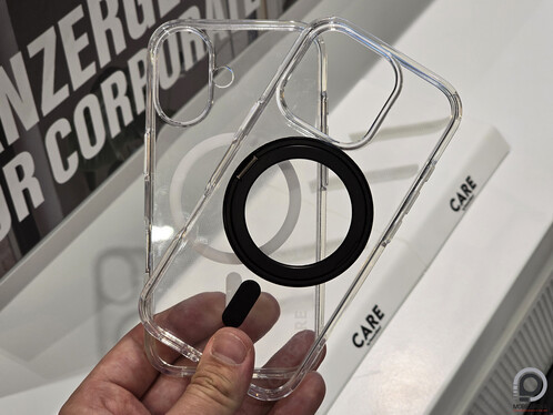 Az IFA-n kiállított tokok napokkal az Apple bemutatója előtt megerősítették az új iPhone 16-ok formáját és az új gomb tényét