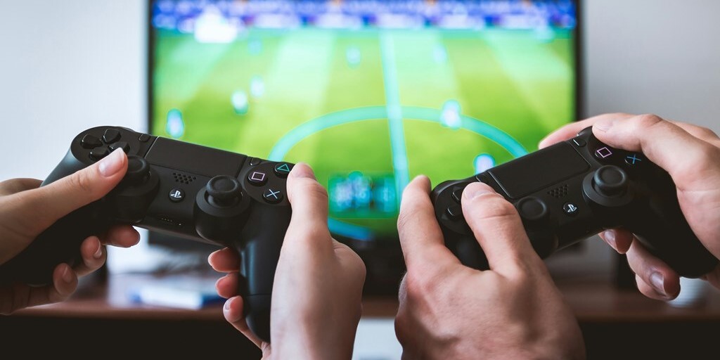 EA, Epic: félrevezetik a játékosokat, a lényeg, hogy pénzt költsenek