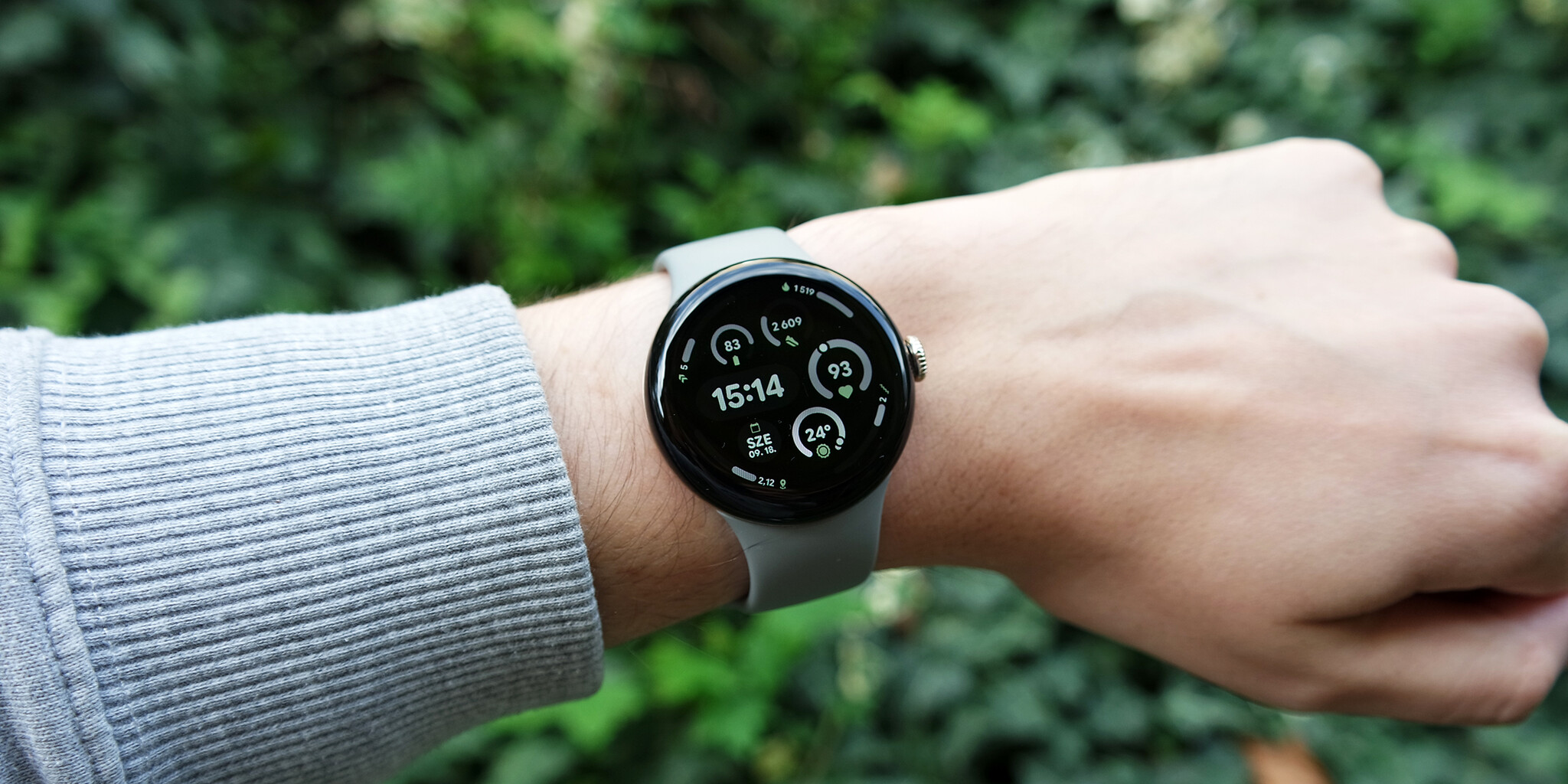 Google Pixel Watch 3 - képpontos idő