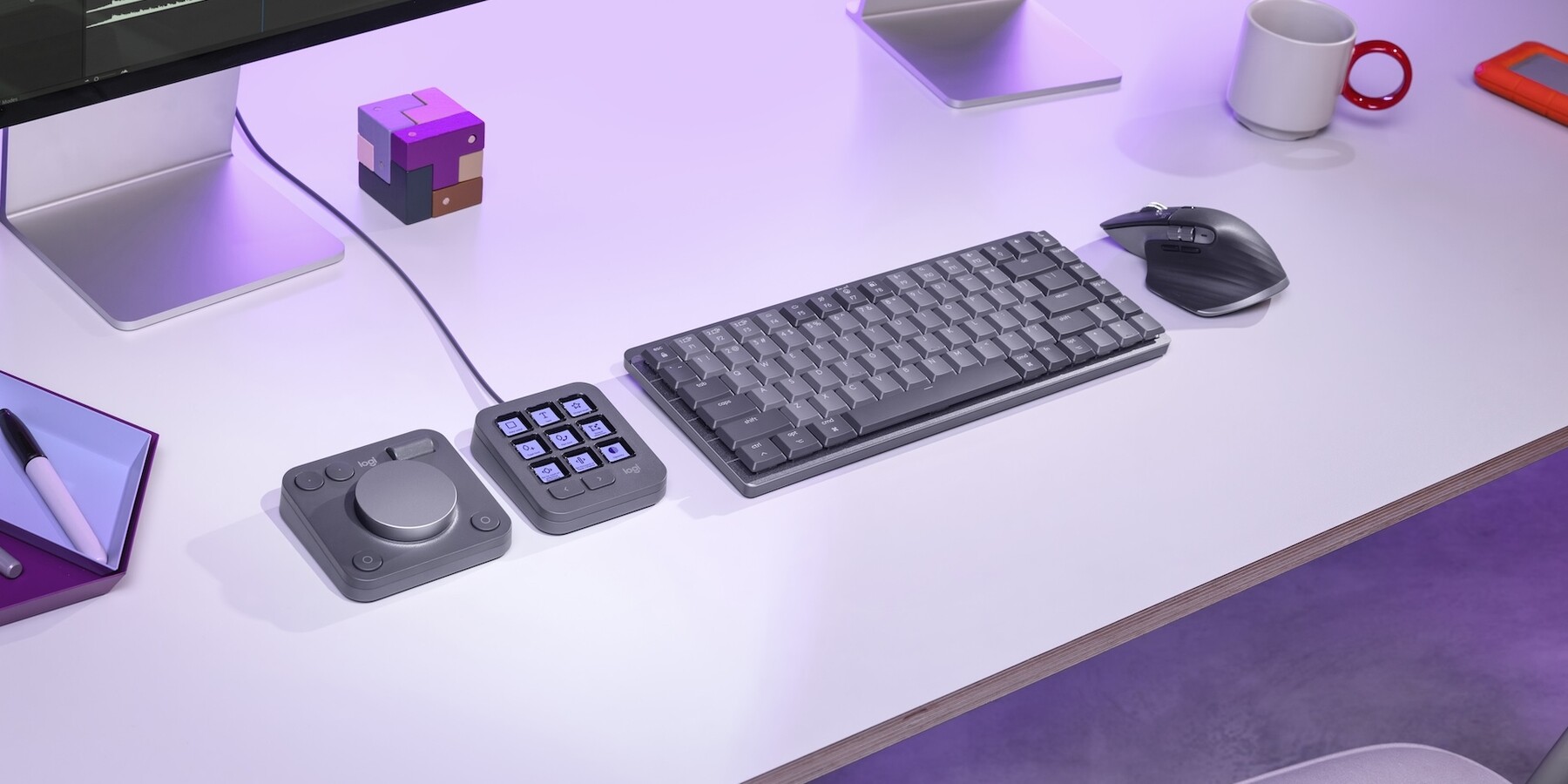 Kreatív hobbistáknak és profiknak szánt beviteli eszköz(pár) jött a Logitechtől