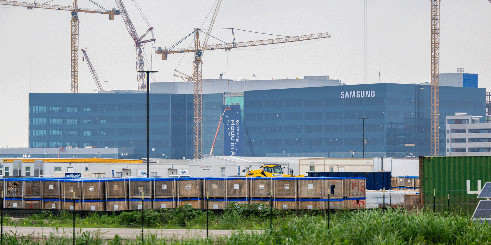 Gondok vannak a Samsung 17 milliárd dolláros chipgyáránál