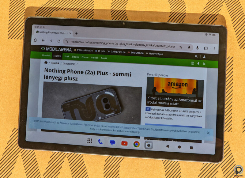 A képernyő napfényben