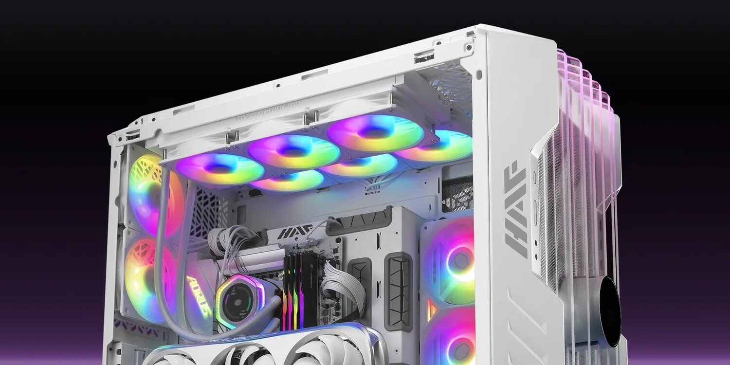 Itt a Cooler Master legkomolyabb készre szerelt vízhűtésének világos verziója