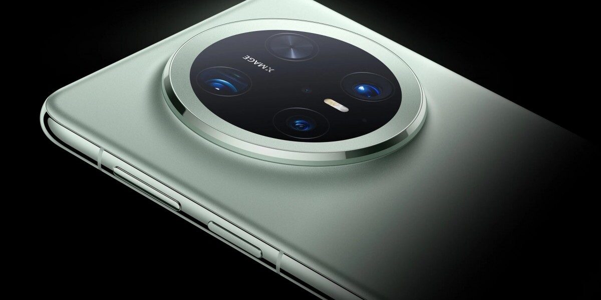 Négy Mate 70 mutatkozott be
