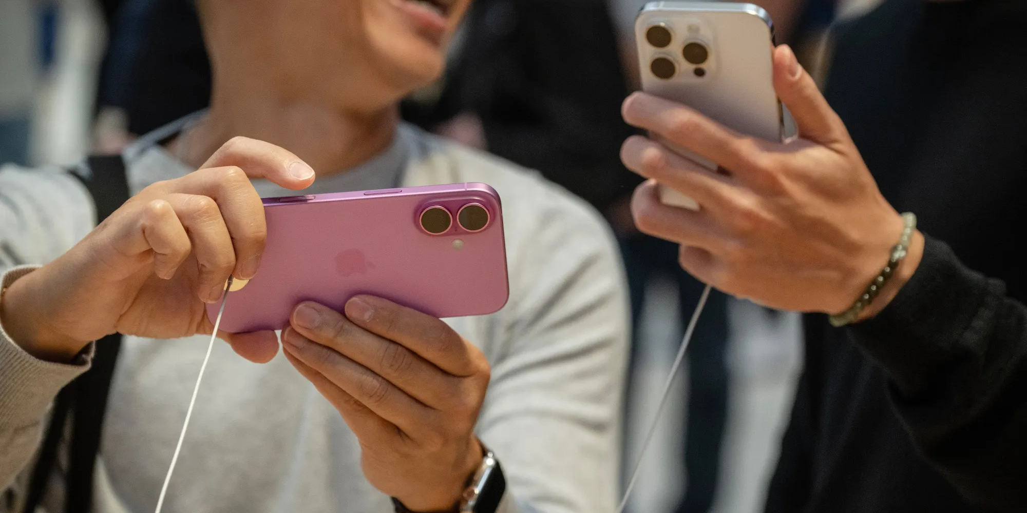 Modemháborúra készül az Apple