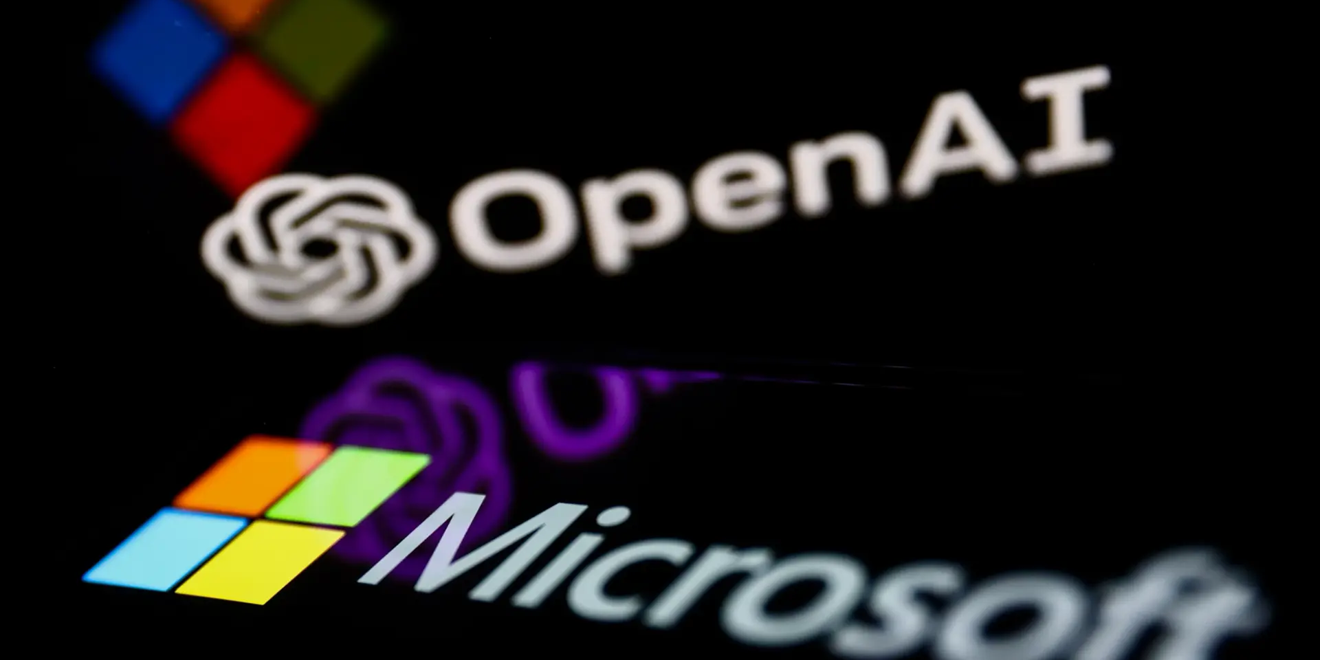 A Microsoft és az OpenAI felhős üzletének megszüntetését kérte a Google