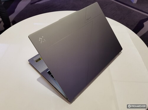 Acer Swift Go 14 AI