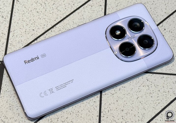 A Note 14 Pro 5G műbőr hátlappal