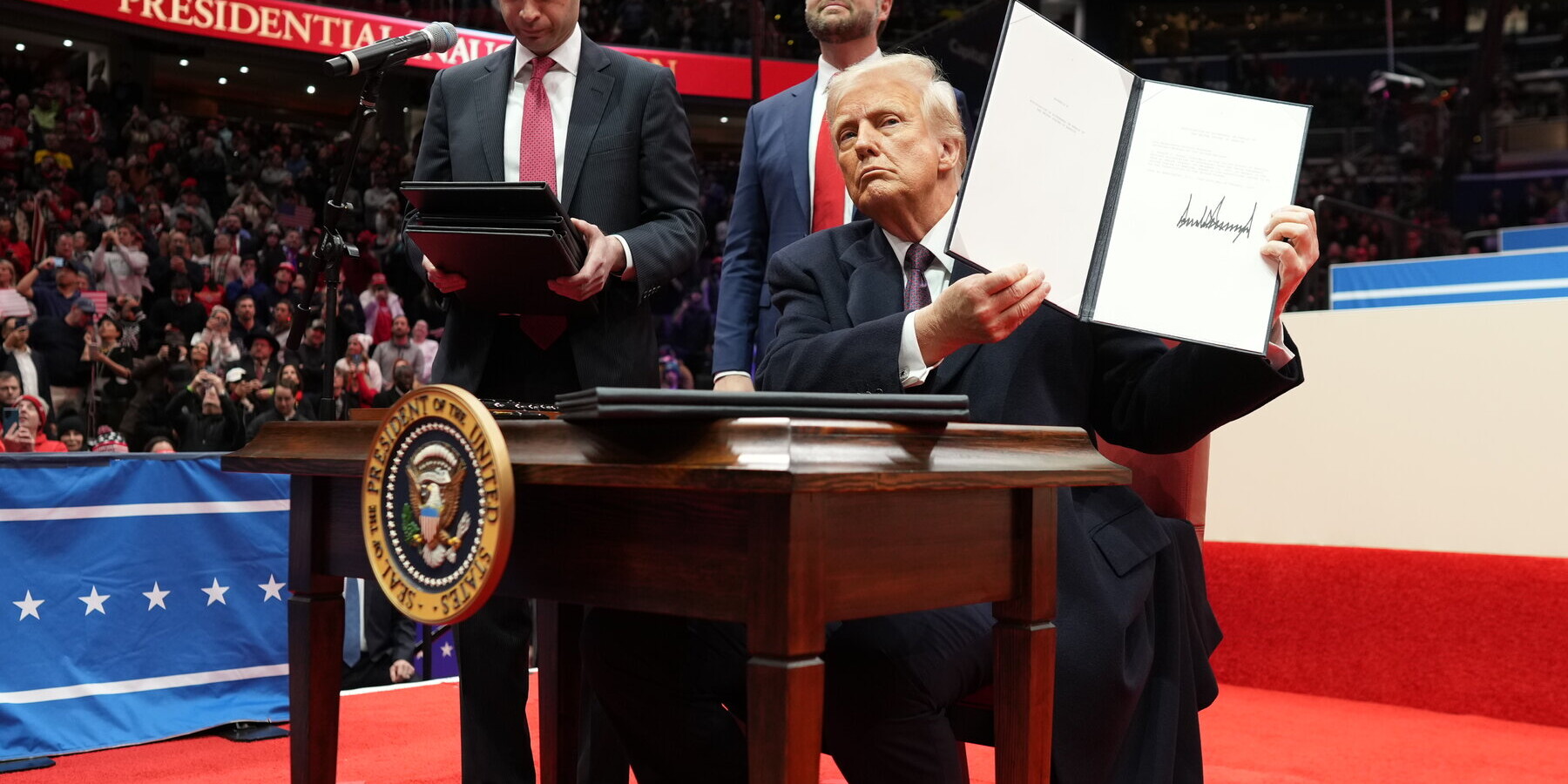Donald Trump a tech szektort is felkavarja, Musk vihetné a TikTokot