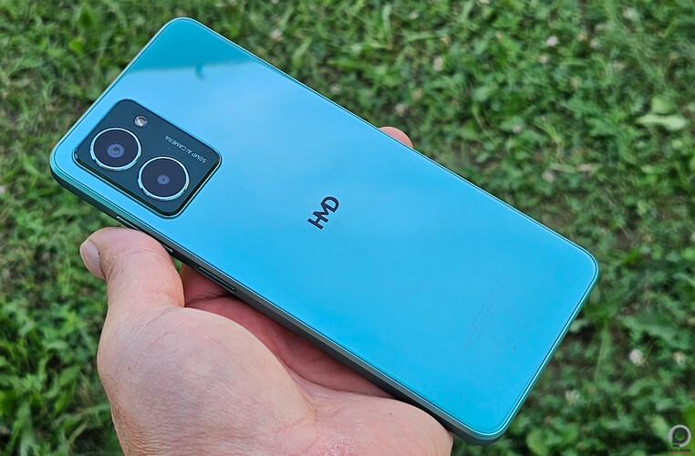 HMD Pulse Pro zöld színben