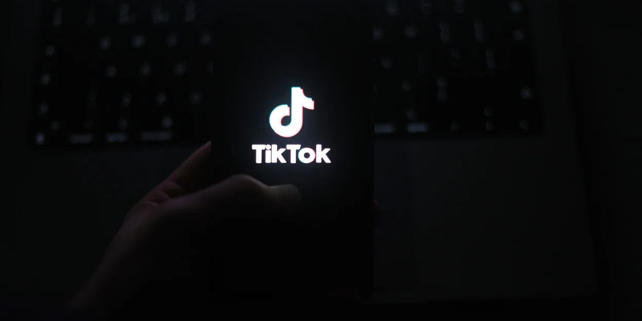 A gyerekek adatait féltik a britek a TikToktól