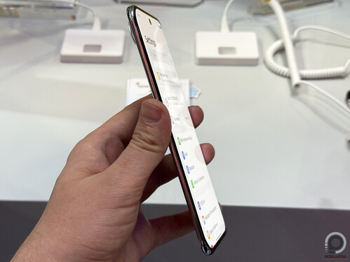 Tecno Spark Slim a kezünkben