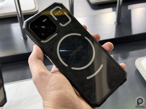 Blade GT Ultra fekete színben